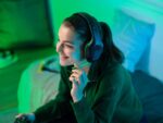 Trust Gaming GXT 415X Zirox Lightweight Gaming Headset for Xbox Series X/S Consoles with 50mm Drivers, 3.5 mm Jack, 1.2m Cable, Foldaway Microphone, Over-Ear Wired Headphones - Black/Green - Image 3