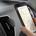Spigen Air Vent Car Mobile Holder QS11, Strong Magnet, Compact Design, Stable Hold, Metal Plate Included Compatible with Most Smartphone Devices - Black - Image 3