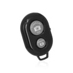 Amazon Basics Bluetooth Remote Shutter for iOS and Android with Bluetooth Technology, Useful for Selfies, Group Shots, self Portraits and Long-Exposure Shots | Works with Most Smartphones and Tablets - Image 2