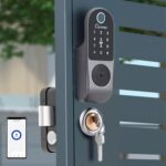 LAVNA Bluetooth Remote with high connectivity Range for LE50 | Wireless Unlock Button | Easy Pairing | Compact Design | Works Only with LAVNA Smart Life App - Image 2