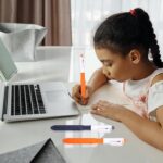 2PCS Prank Gadgets, Prank Toys with Water Gun Toy, Blue and Orange Prank Water Gun for Indoor Party Games, Outdoor Leisure Activities, Family Gatherings, Office Pranks - Image 4