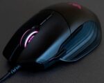 Razer Basilisk Essential Gaming Mouse: 6400 DPI Optical Sensor - Chroma RGB Lighting - 7 Programmable Buttons - Mechanical Switches - Matte Black - Image 4